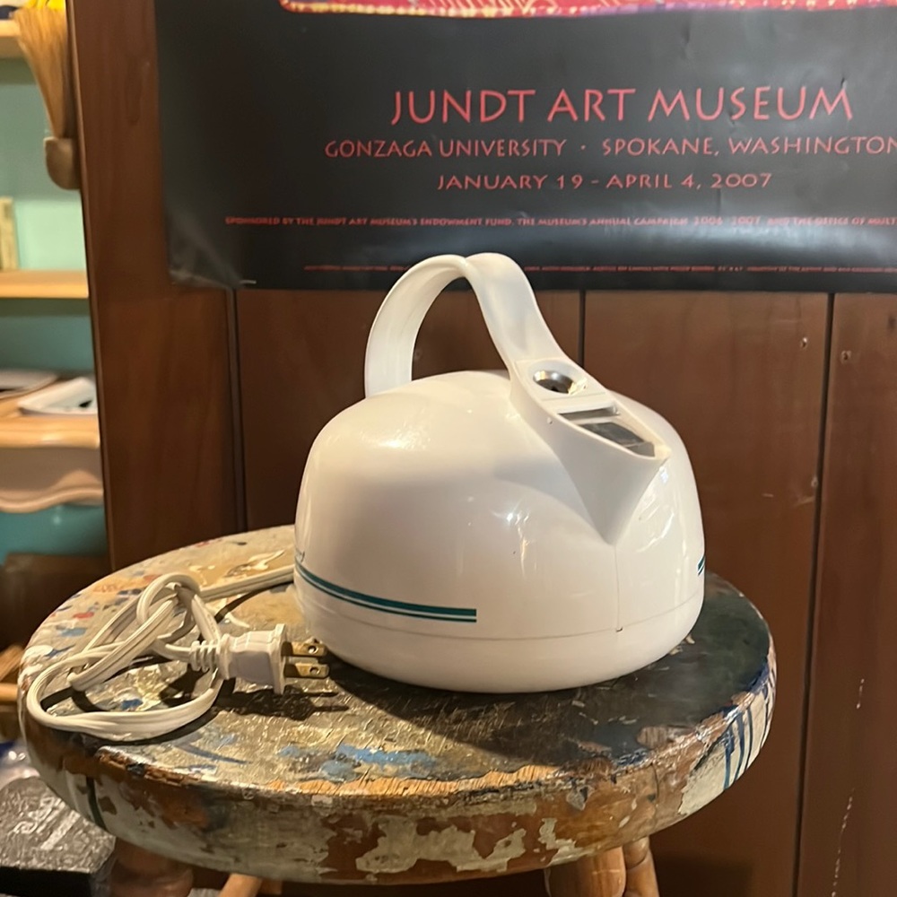 Presto Electric Tea Kettle.  Color:  White